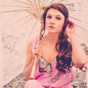 Meet your Posher, Alycia